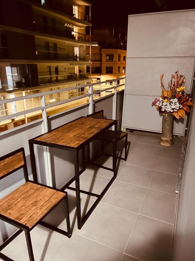 Apartamento Coman Av Rey Juan Carlos I Apartment Torrent  Exterior photo