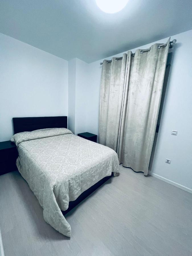 Apartamento Coman Av Rey Juan Carlos I Apartment Torrent  Exterior photo